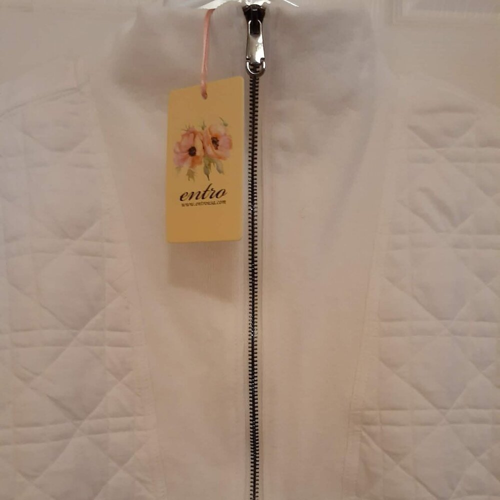 ENTRO Textured Half-Zip Lightweight Sweater Top And Shorts Set - Picture 11 of 13